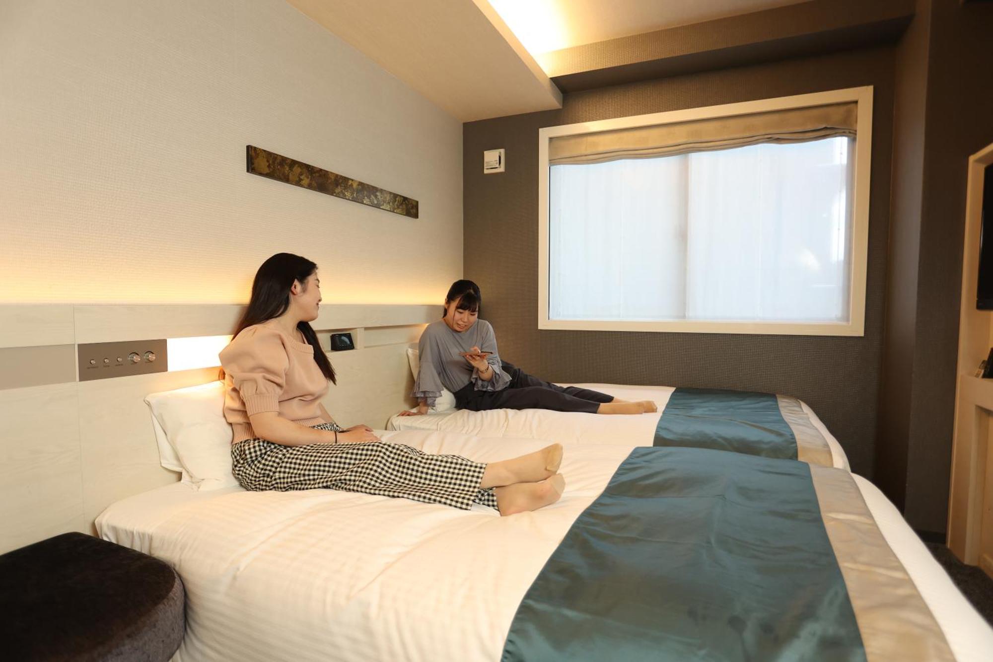 Urban Hotel Kyoto Shijo Premium Buitenkant foto